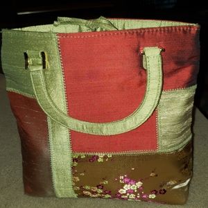 B&BW Beautiful small carryall